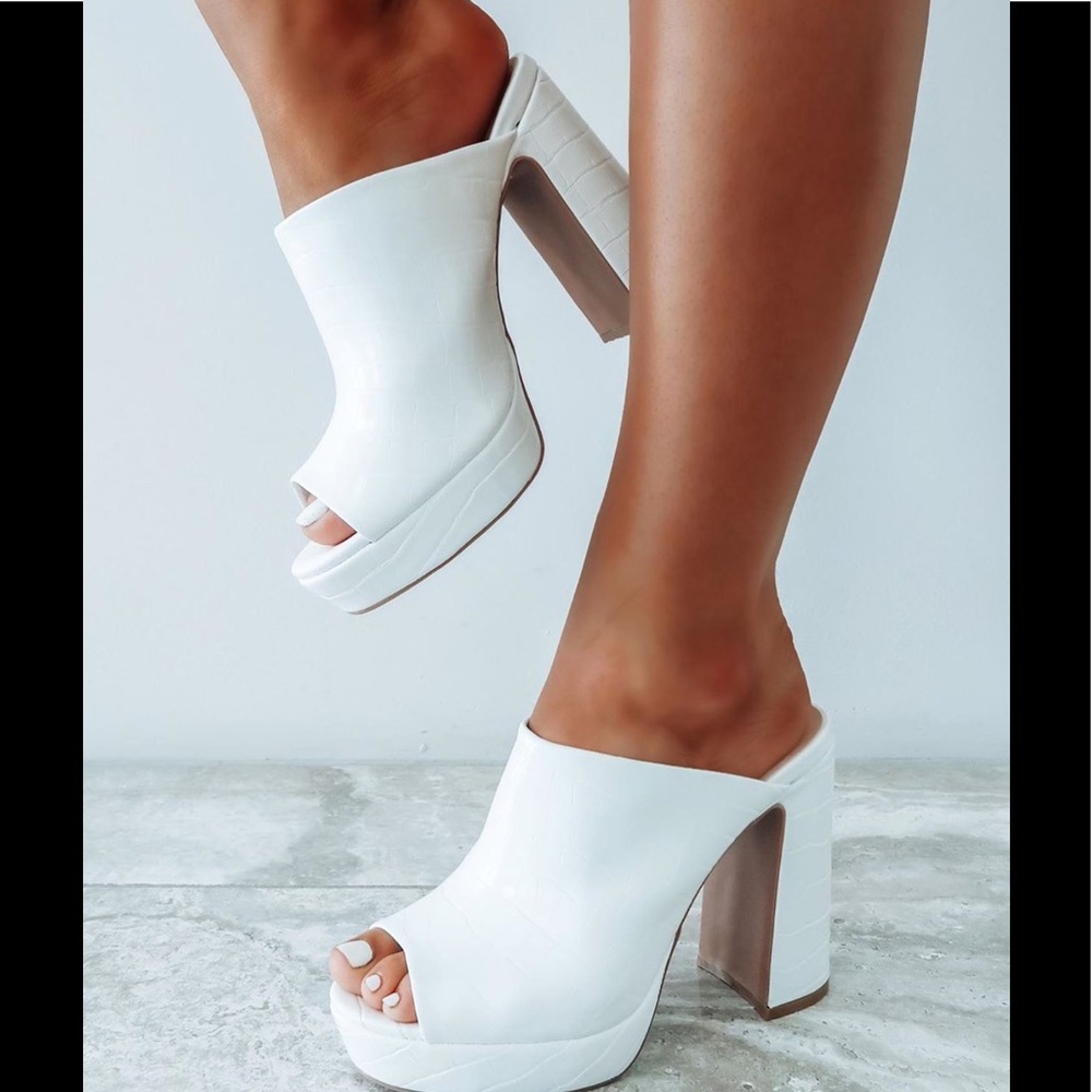 Open Toe Mule
